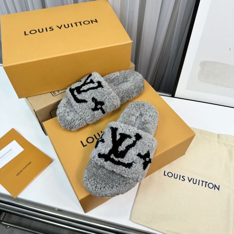 Louis Vuitton Slippers